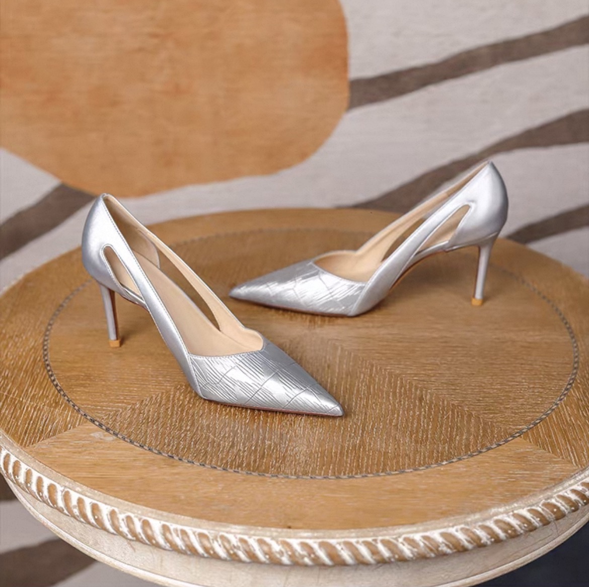 Genuine leather high-heeled shoes
