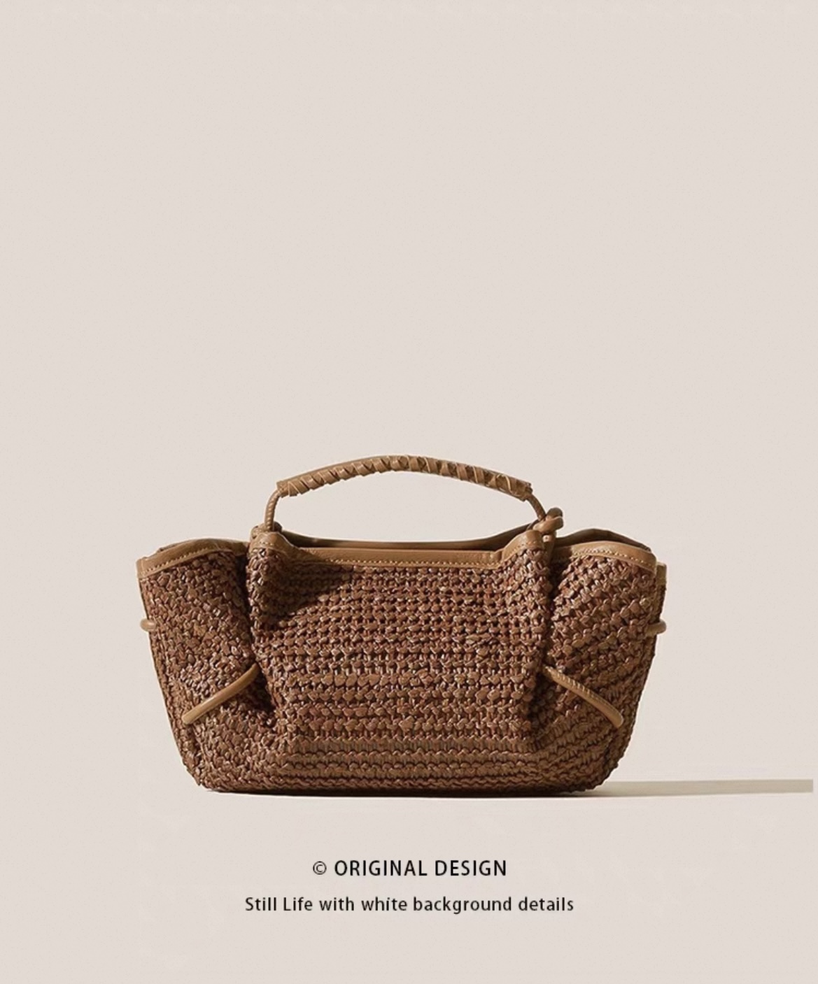 Simple pleated woven bag