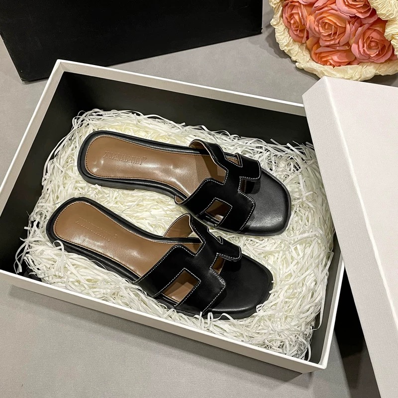 Women's outdoor flat leather sandals