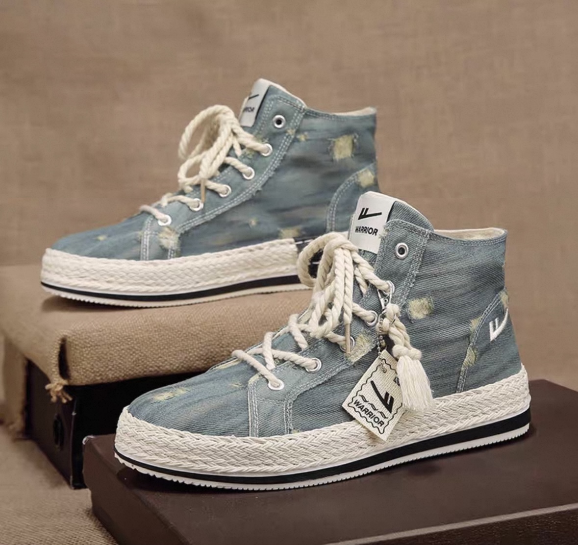 Men's canvas high-top shoes